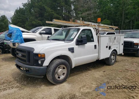 2008 Ford F350 Srw Super Duty z USA, uszkodzony, nr VIN 1FDWF30578EC54319